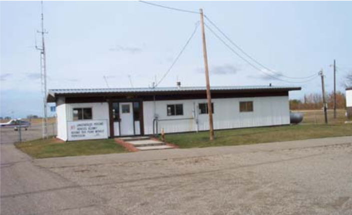 Le terminal de l'aéroport Big Bend à Innisfail.